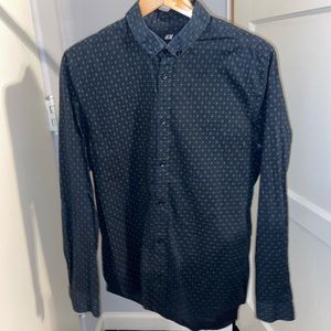 H&M button down shirt